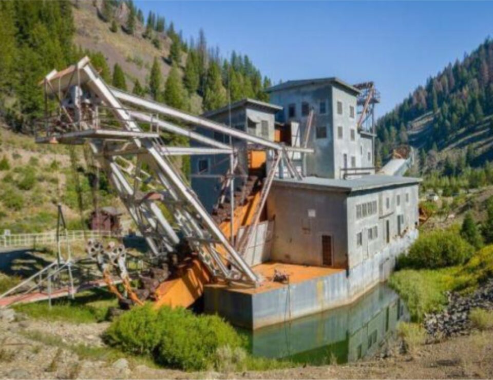 Yankee Fork Dredge