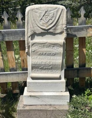 gravestone